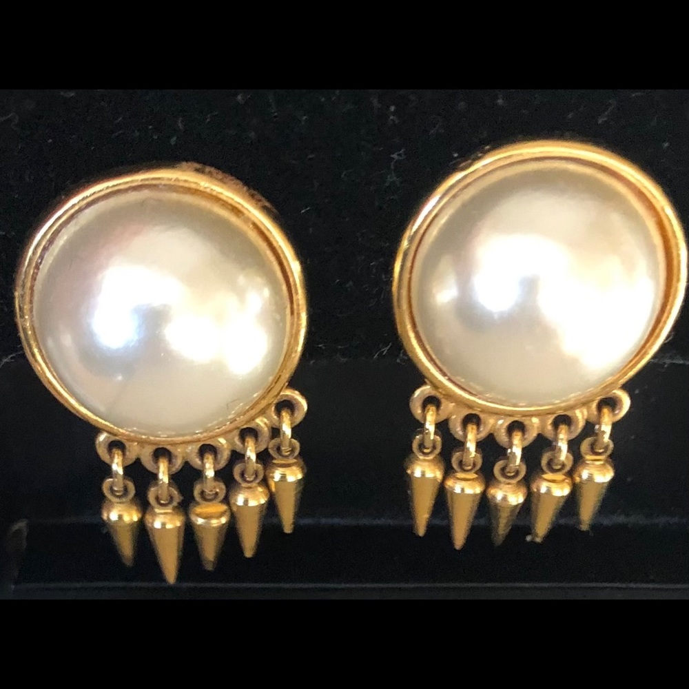 Rare/Vintage 1980 Pearl Clip-on Earrings